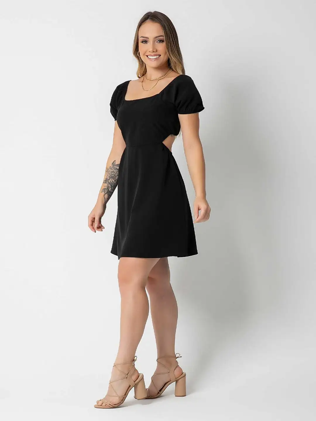 Vestido curto black 